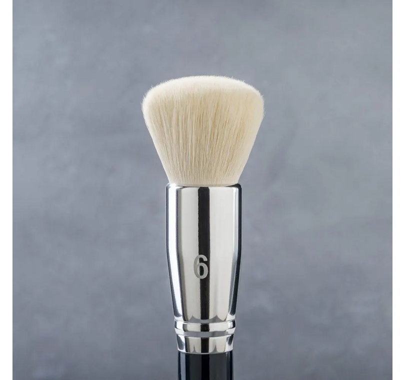 Buffer Kabuki Brush No.06